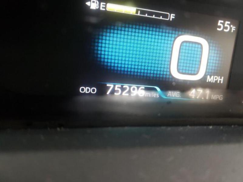 TOYOTA PRIUS 2016