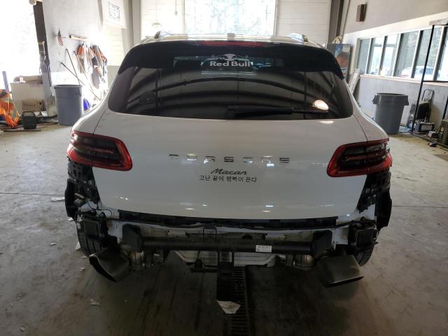 PORSCHE MACAN 2018