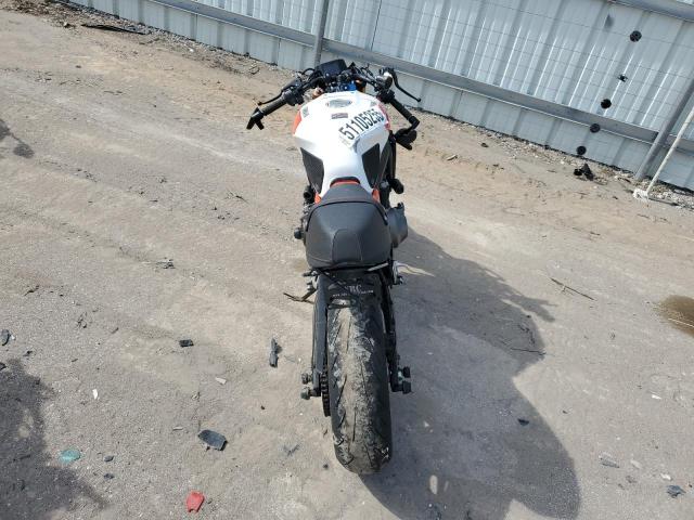 YAMAHA MTM890 2024