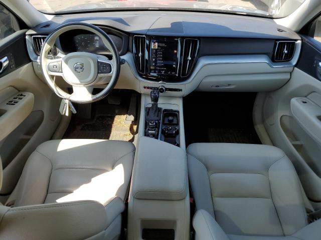 VOLVO XC60 T5 MOMENTUM 2018