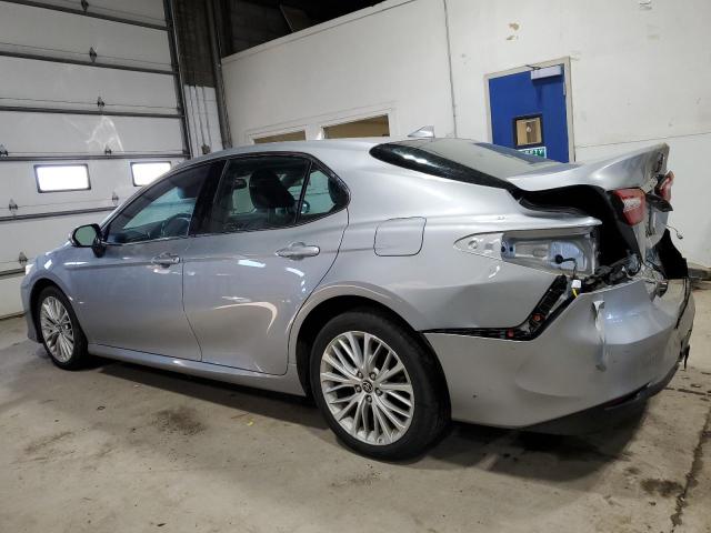 TOYOTA CAMRY XLE 2020