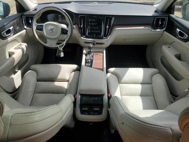 VOLVO V60 CROSS COUNTRY T5 MOMENTUM 2020