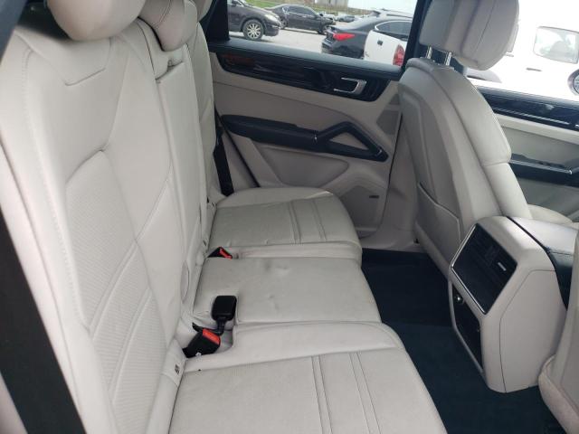 PORSCHE CAYENNE 2019