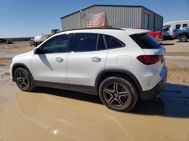MERCEDES-BENZ GLA 250 2024