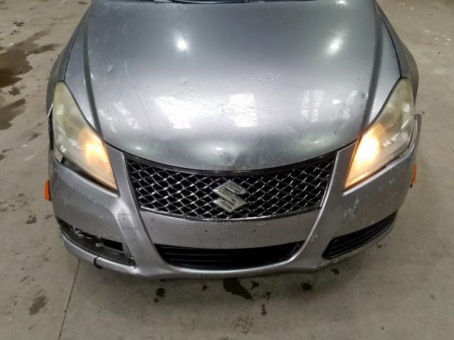 SUZUKI KIZASHI S 2010
