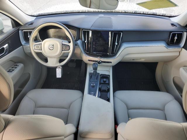 VOLVO XC60 T5 MOMENTUM 2018