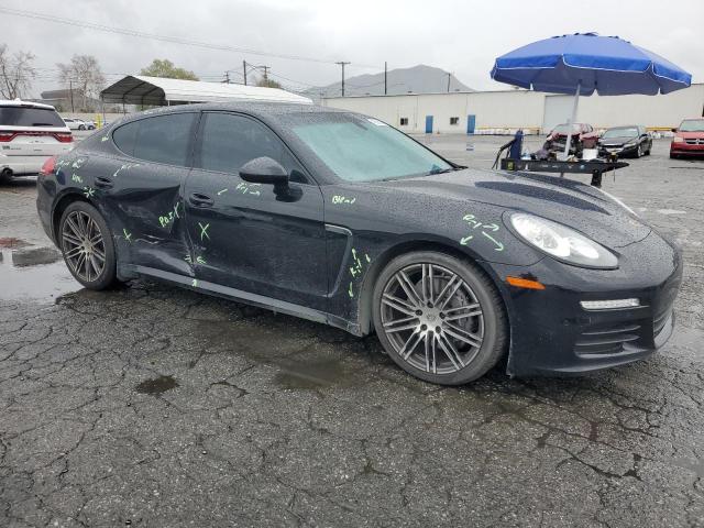 PORSCHE PANAMERA 2 2015