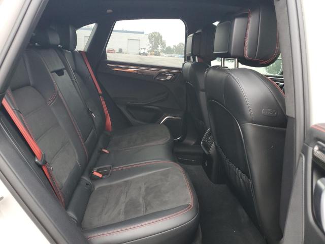 PORSCHE MACAN GTS 2023