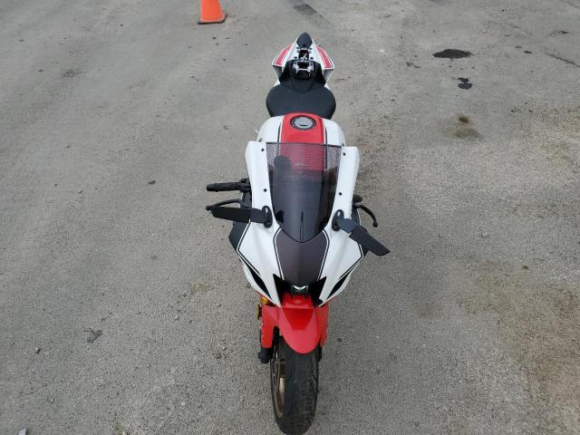 YAMAHA YZFR7 2022