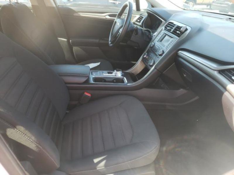 FORD FUSION SE 2018