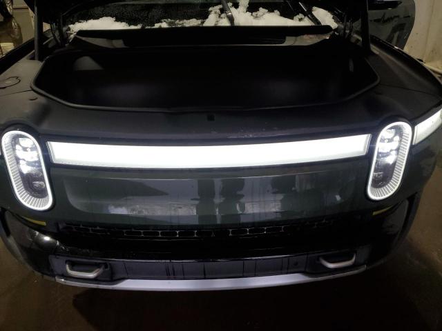 RIVIAN R1S ADVENTURE 2023