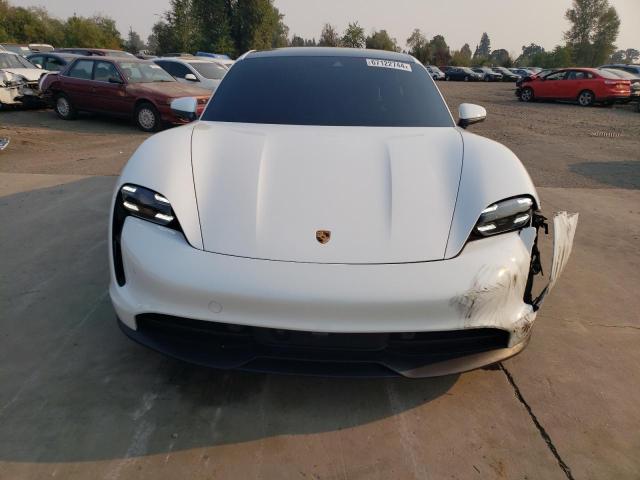 PORSCHE TAYCAN 2021