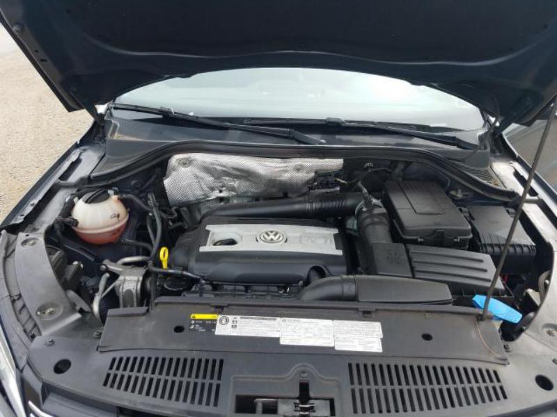 VOLKSWAGEN TIGUAN S 2015