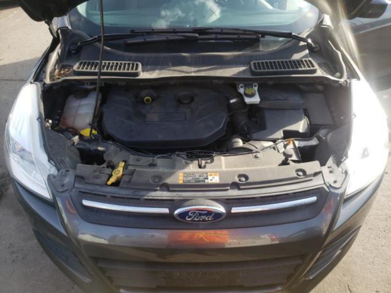 FORD ESCAPE SE 2015