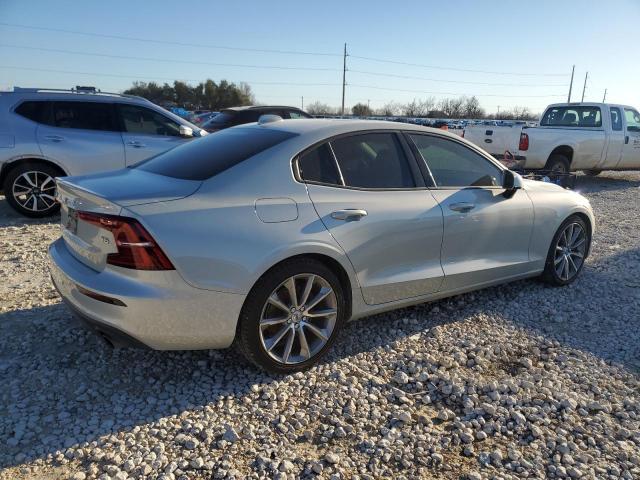 VOLVO S60 T5 MOMENTUM 2019