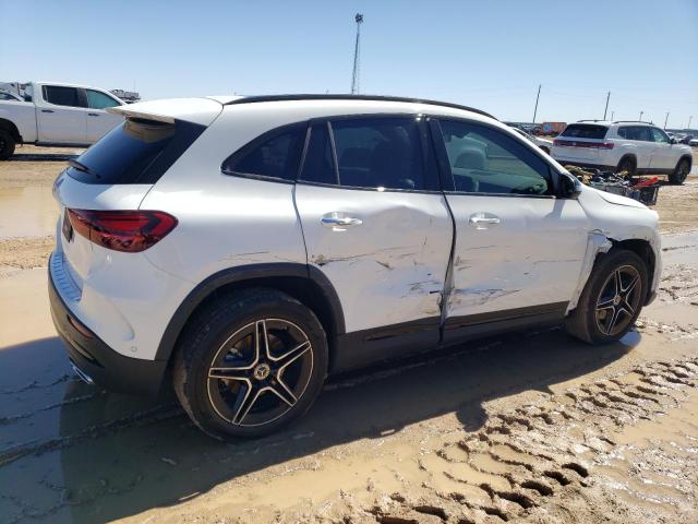 MERCEDES-BENZ GLA 250 2024