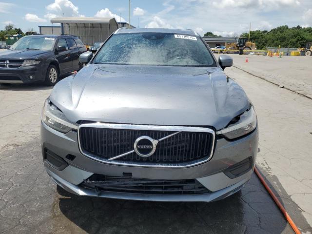 VOLVO XC60 T5 MOMENTUM 2021