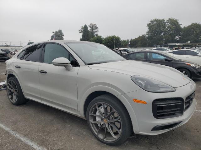 PORSCHE CAYENNE TURBO 2020
