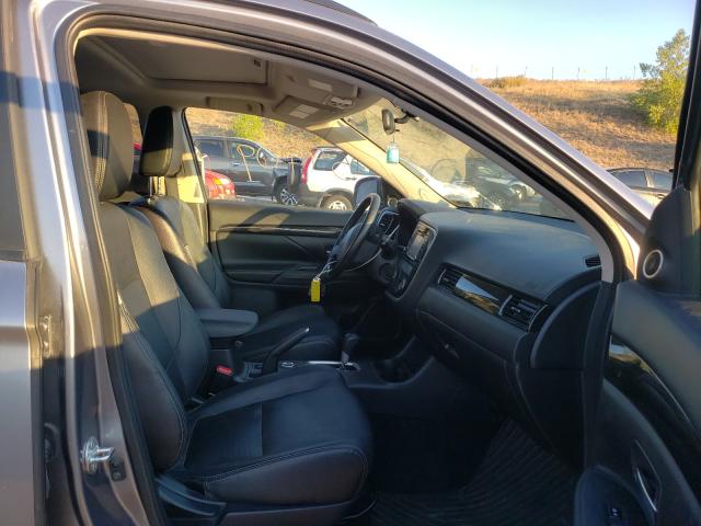 MITSUBISHI OUTLANDER SE 2016