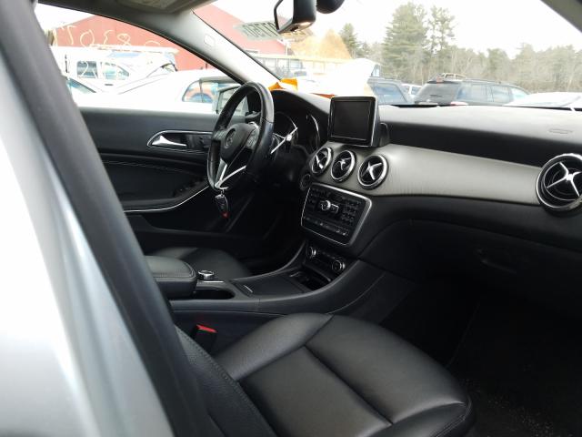 MERCEDES-BENZ GLA 250 4MATIC 2015