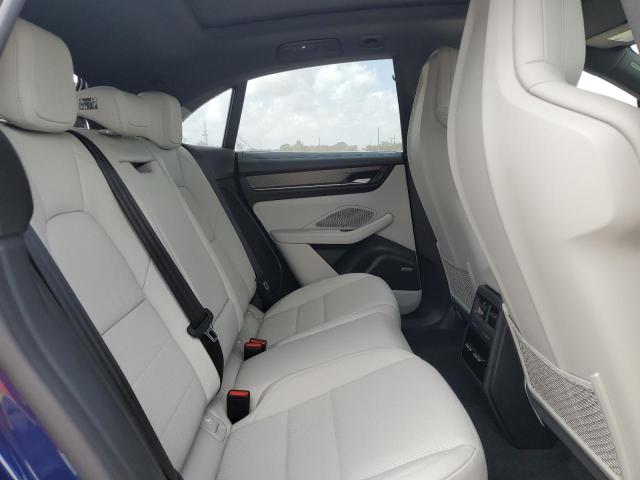 PORSCHE MACAN 4 2025
