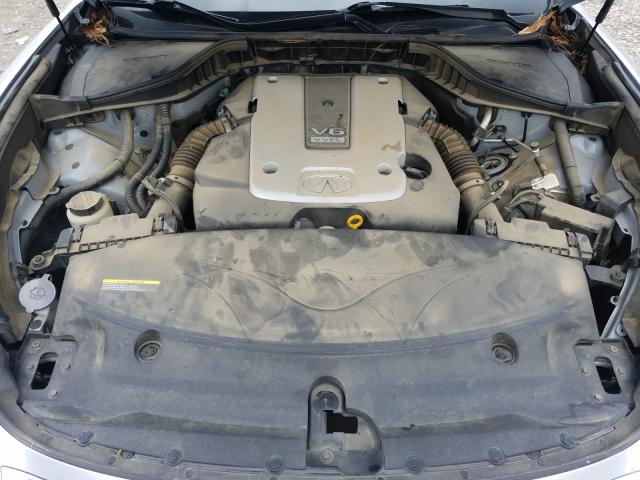 INFINITI Q70 3.7 2017