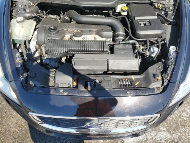 VOLVO C70 T5 2013