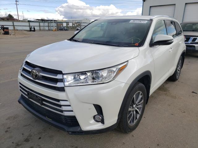 TOYOTA HIGHLANDER SE 2018