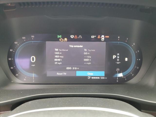 VOLVO XC40 CORE 2024