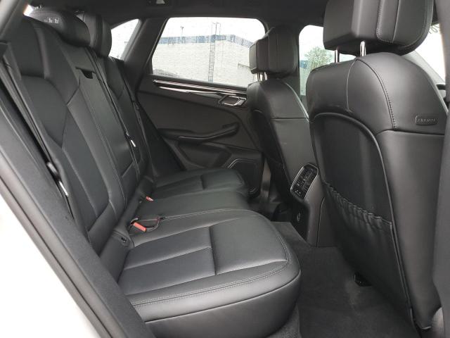 PORSCHE MACAN BASE 2024