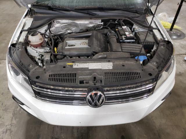 VOLKSWAGEN TIGUAN S 2015