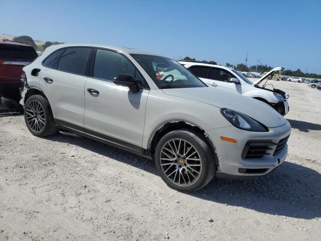 PORSCHE CAYENNE 2020