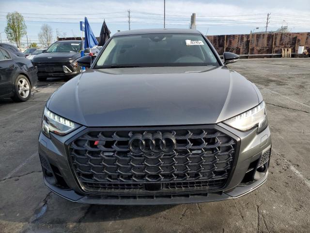 AUDI S8 2022