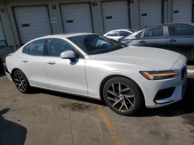 VOLVO S60 T5 MOMENTUM 2020