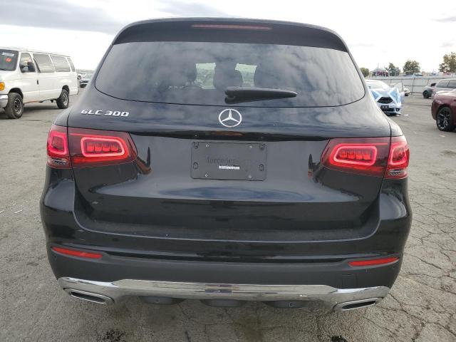 MERCEDES-BENZ GLC 300 2022