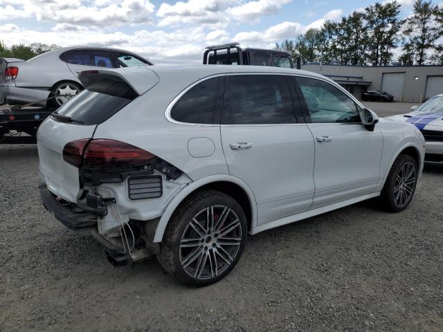 PORSCHE CAYENNE GTS 2016