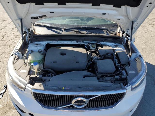 VOLVO XC40 T5 MOMENTUM 2019
