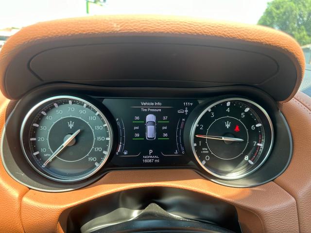 MASERATI LEVANTE BASE 2022