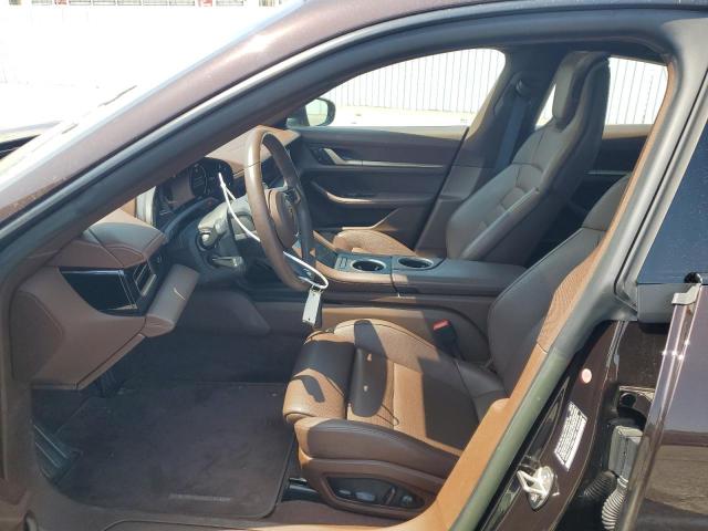 PORSCHE TAYCAN 2022