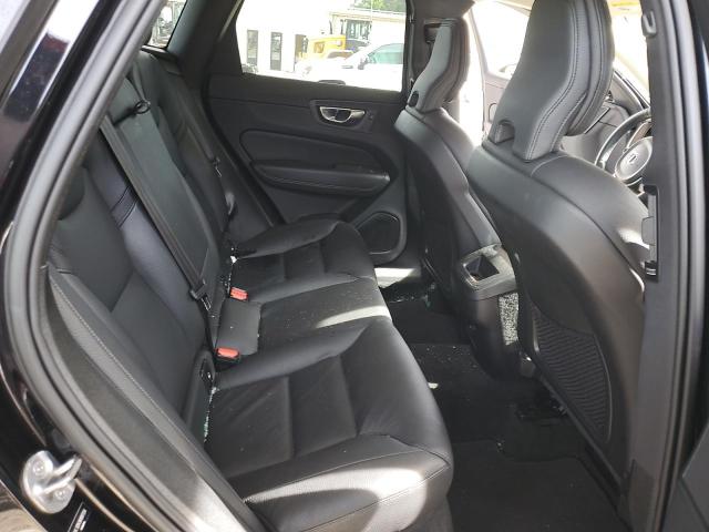 VOLVO XC60 B5 MOMENTUM 2022