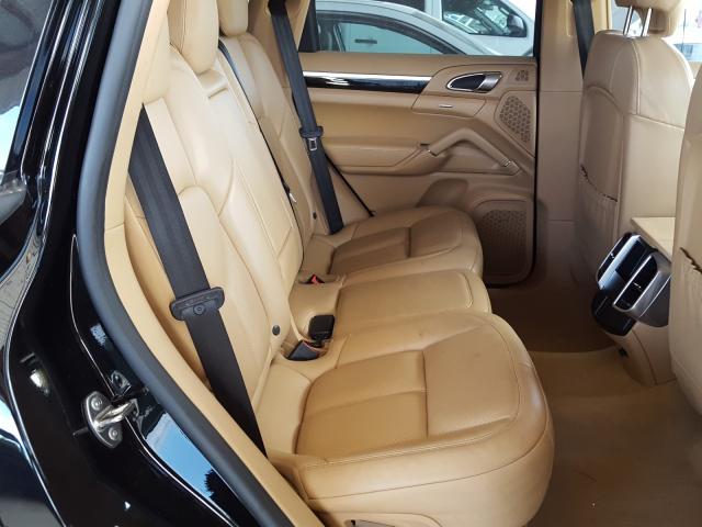 PORSCHE CAYENNE 2016