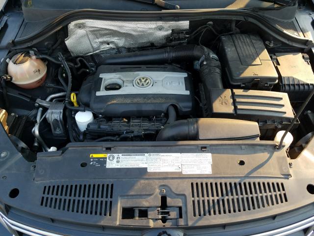 VOLKSWAGEN TIGUAN S 2015