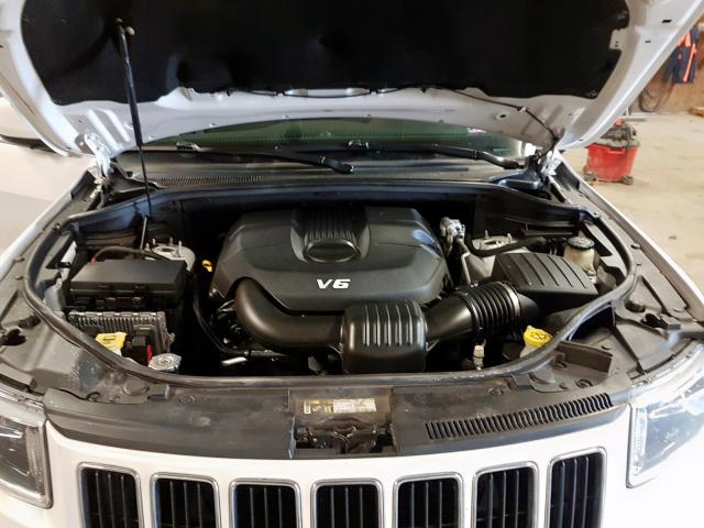 JEEP GRAND CHEROKEE LAREDO 2015