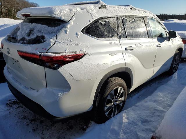 TOYOTA HIGHLANDER XLE 2021