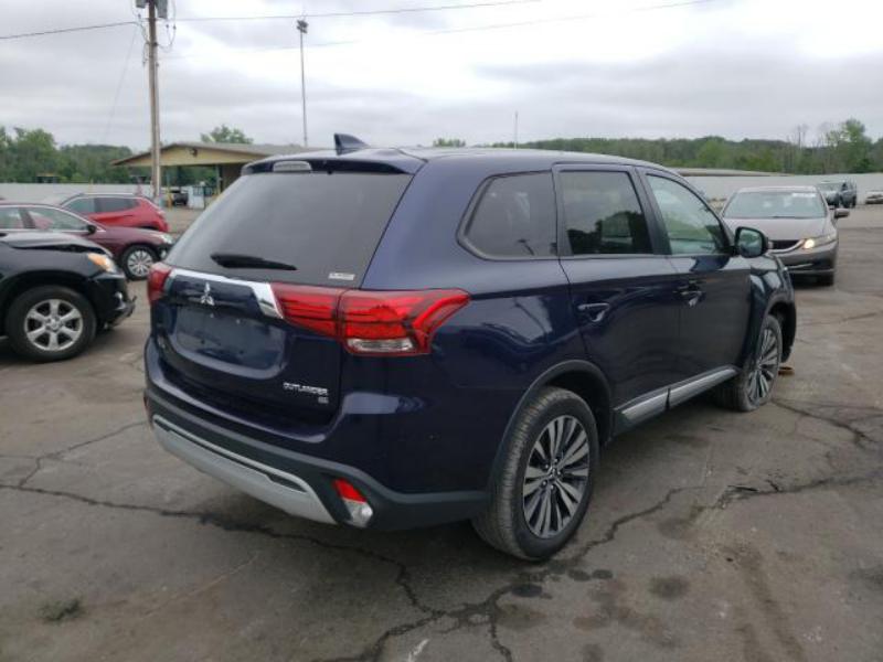 MITSUBISHI OUTLANDER SE 2019