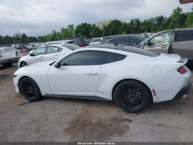 FORD MUSTANG ECOBOOST PREMIUM FASTBACK 2024
