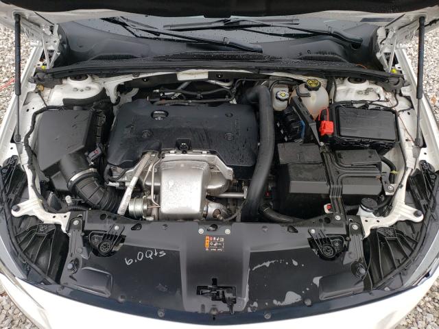 BUICK REGAL TOURX ESSENCE 2018