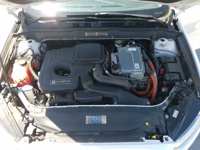 FORD FUSION SE HYBRID 2015