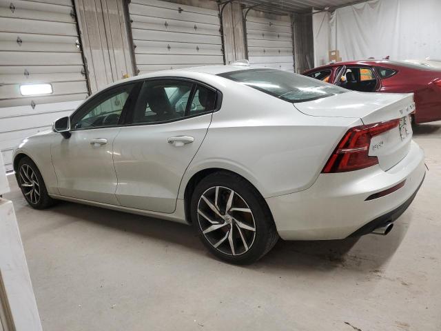 VOLVO S60 T6 MOMENTUM 2020