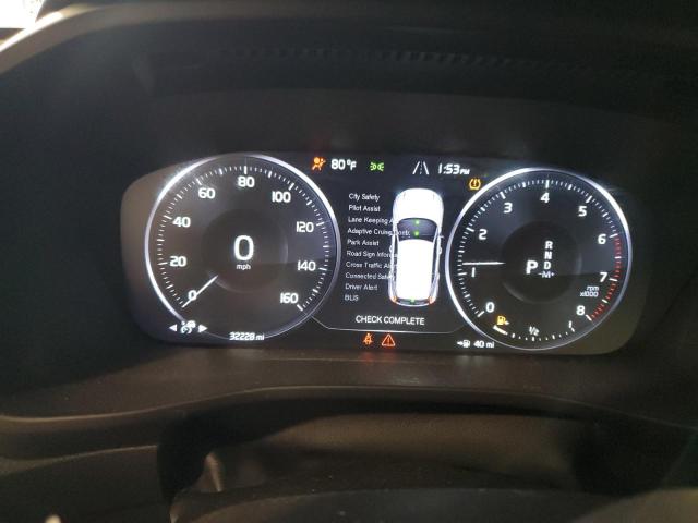VOLVO XC40 T5 MOMENTUM 2021